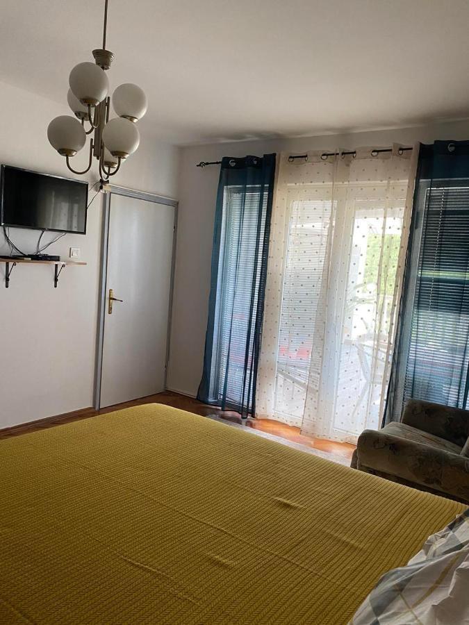 Guest House Cvoro 헤르섹 외부 사진